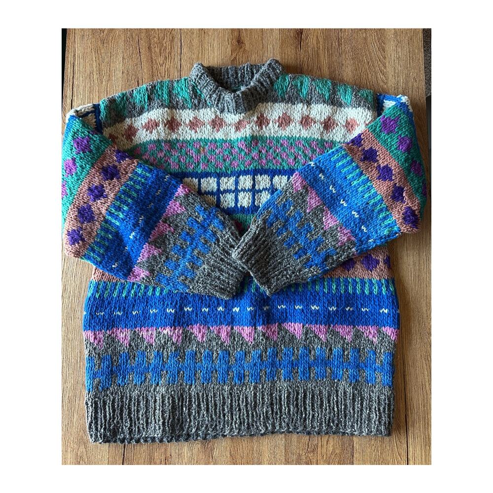 Artesanias Gladys RARE Vintage Wool Sweater Size Large